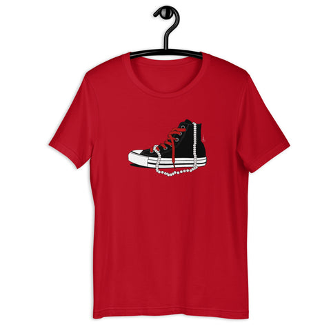 Chucks and Pearls - T-Shirt