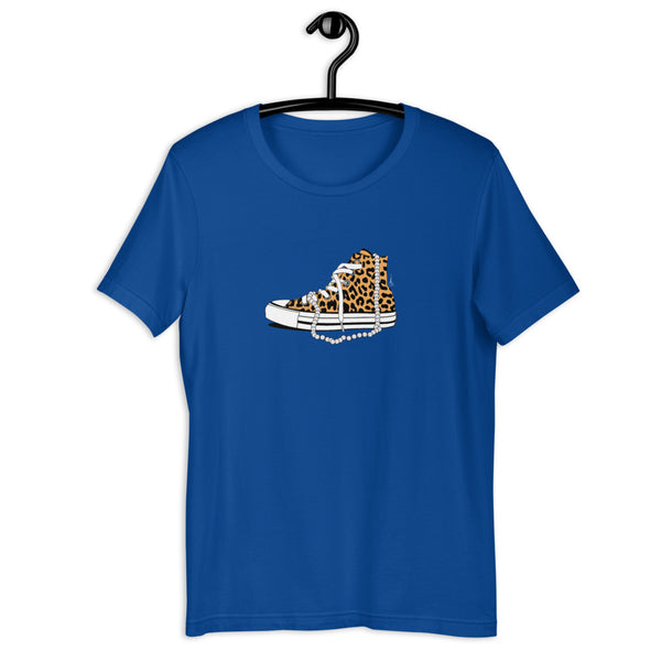 Chucks and Pearls - T-Shirt