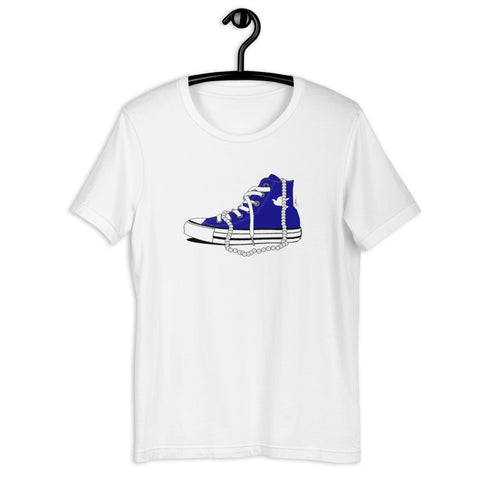 Chucks and Pearls - The Dove - T-Shirt